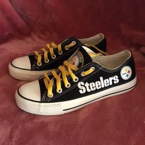 Steelers sneaker size 9
